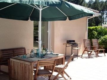 Holiday rental in house (with pool) 6 persons MOLIETS ET MAA (40)