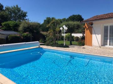 Holiday rental in house (with pool) 8 persons MOLIETS ET MAA (40)