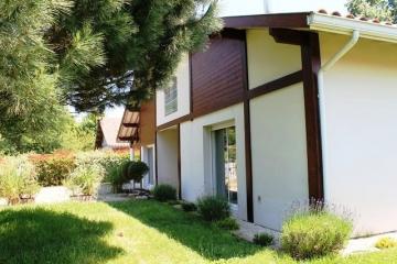 Holiday rental in house (with pool) 9 persons LEON (40)