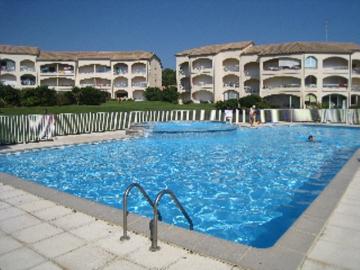 Location de vacances en appartement (avec piscine) 6 personnes à MOLIETS ET MAA (40)