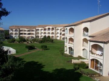 Location de vacances en appartement (avec piscine) 6 personnes à MOLIETS ET MAA (40)