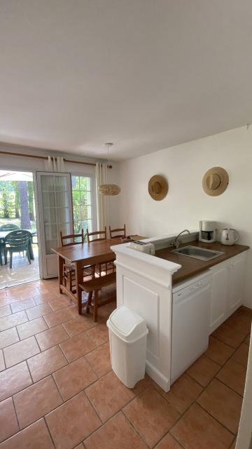 Holiday rental in house (with pool) 6 persons MOLIETS ET MAA (40)