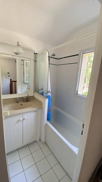 Holiday rental in house (with pool) 6 persons MOLIETS ET MAA (40)