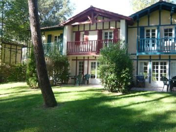 Holiday rental in house (with pool) 6 persons MOLIETS ET MAA (40)