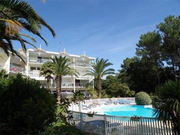 Location de vacances en appartement (avec piscine) 4 personnes à MOLIETS ET MAA (40)