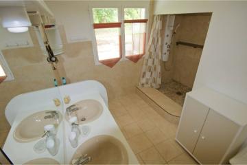 Holiday rental in house (with pool) 10 persons MOLIETS ET MAA (40)