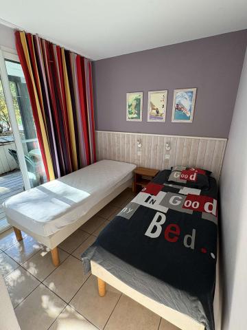 Location de vacances en apartment (avec piscine) 4 personnes à MOLIETS ET MAA (40)