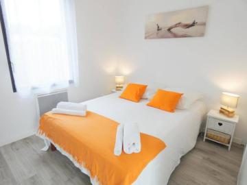 Location de vacances en maison (avec piscine) 10 personnes à Vielle Saint Girons (40)