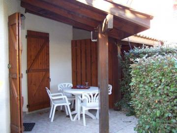 Location de vacances en appartement (avec piscine) 4 personnes à MOLIETS ET MAA (40)