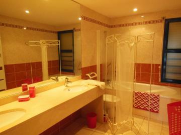 Holiday rental in house (with pool) 8 persons MOLIETS ET MAA (40)