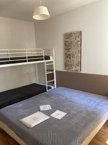 Holiday rental in apartment (with pool) 8 persons MOLIETS ET MAA (40)
